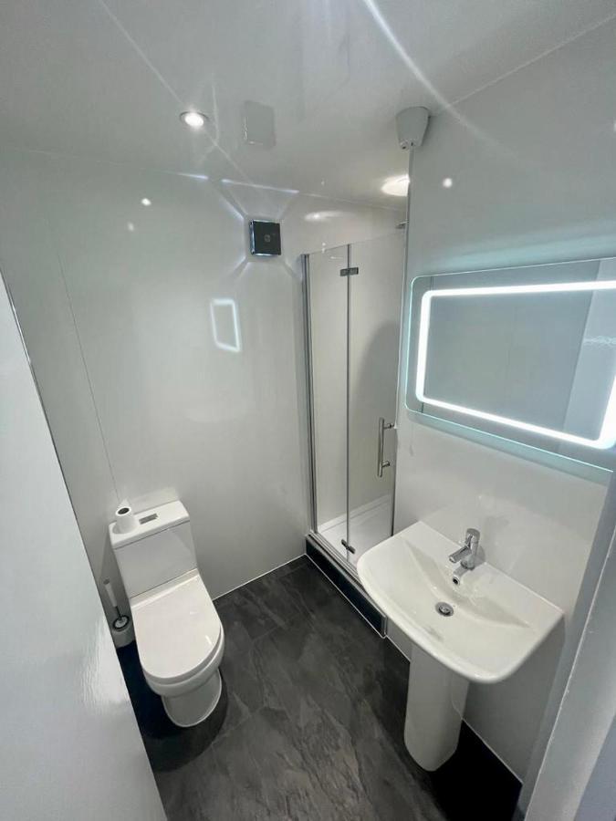 Top Twenty Bed And Breakfast Windsor Bagian luar foto